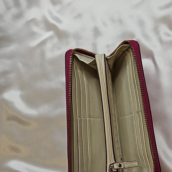 Kate Spade Zippered Clutch Wallet and Coin Fuschia - Picture 4 of 8